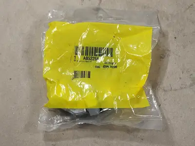 NEW JOHN DEERE A852266