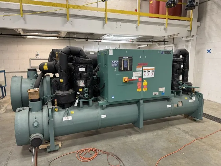 Used 2025 YORK YVWA Chillers Georgia US | Envoy Equipment LLC #505929