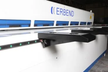 MOTORIZED METAL SHEAR MACHINE