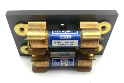 USED BUSSMANN FUSEBLOCK 2-POLE