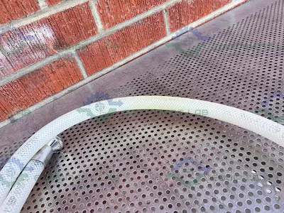 USED SAINT GOBAIN SBP 0750 PURE FIT 96" HOSE W/ 3/4" TO 1 1/2" SANITARY FITTING 90PSI