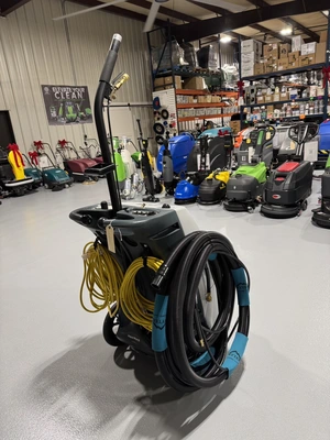 Advance ET700 Carpet Extractor Refurbished