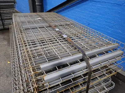 70" X 36 1/2" Wire Decking