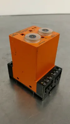 SYRELEC DIRT2 CURRENT RELAY 110V 5A