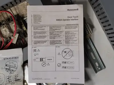 NEW HONEYWELL XI882A