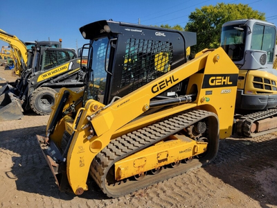 USED 2022 Gehl RT255