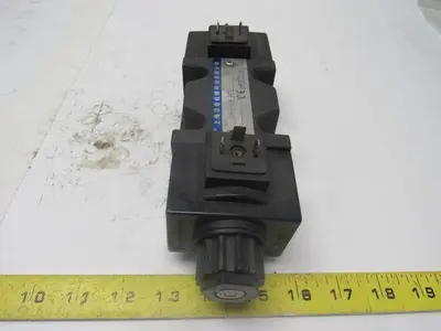 Yuken DSG-03-3C2 3 Position Spring Centered Solenoid Operated Directional Valve