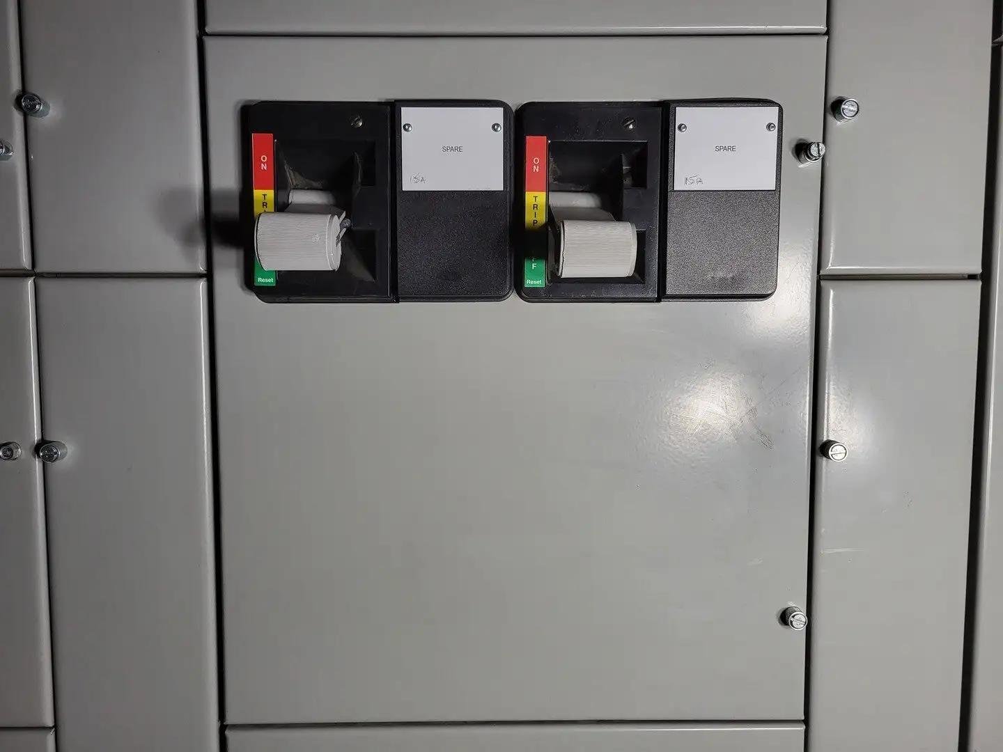 15/60A, 3 Pole, 600V, Disconnect Switch HFD3015,HFD3060 in Freedom 2100 MCC