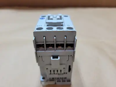 New | in-Stock ALLEN-BRADLEY 100-C23*10 Relays & Switches British Columbia CA | Lenmark #1438360