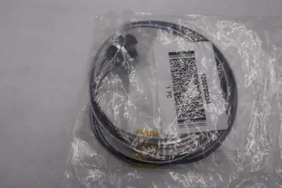ALLEN BRADLEY 888D-M4AC1-1 SER. B STOCK H1642A