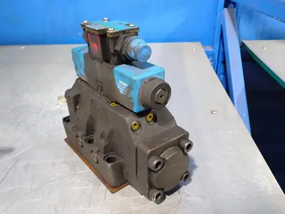 USED VICKERS DG5S83CMFPA5WLB530