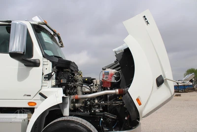 New | in-Stock 2026 INTERNATIONAL HX Rolloff Trucks Texas US | Roll Off Truck World #1491815