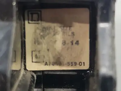 USED SQUARE D QO220