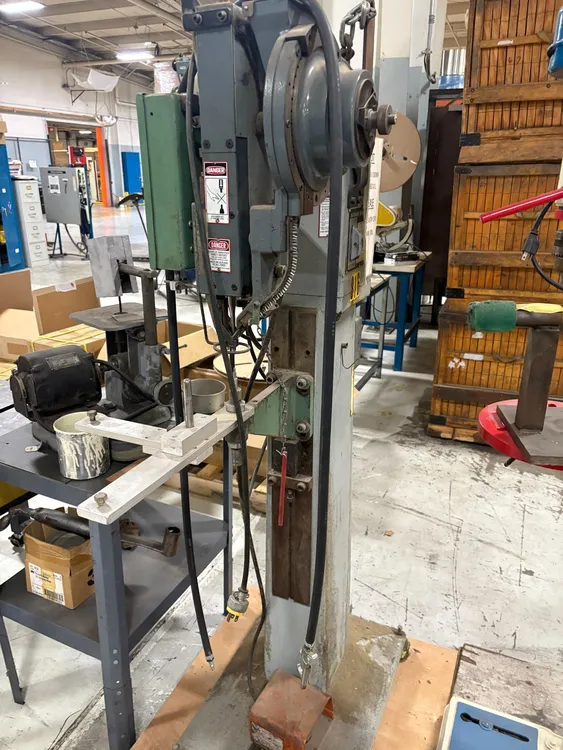 NATIONAL RIVET 500 RIVETER | Levy Recovery Group