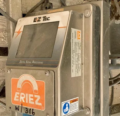 USED ERIEZ MANUFACTURING CO. EZ-DSP 7.25 LPVR