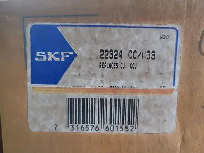 NEW SKF 22324 CC/W33