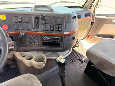 Used 2011 VOLVO VNL64T300 Conventional trucks California US | Ben Kaplan Equipment #1250886
