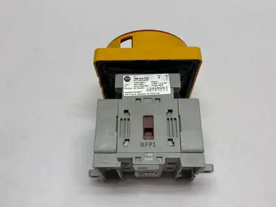 USED ALLEN-BRADLEY SER. B DISCONNECT LOAD SWITCH 3-POLE