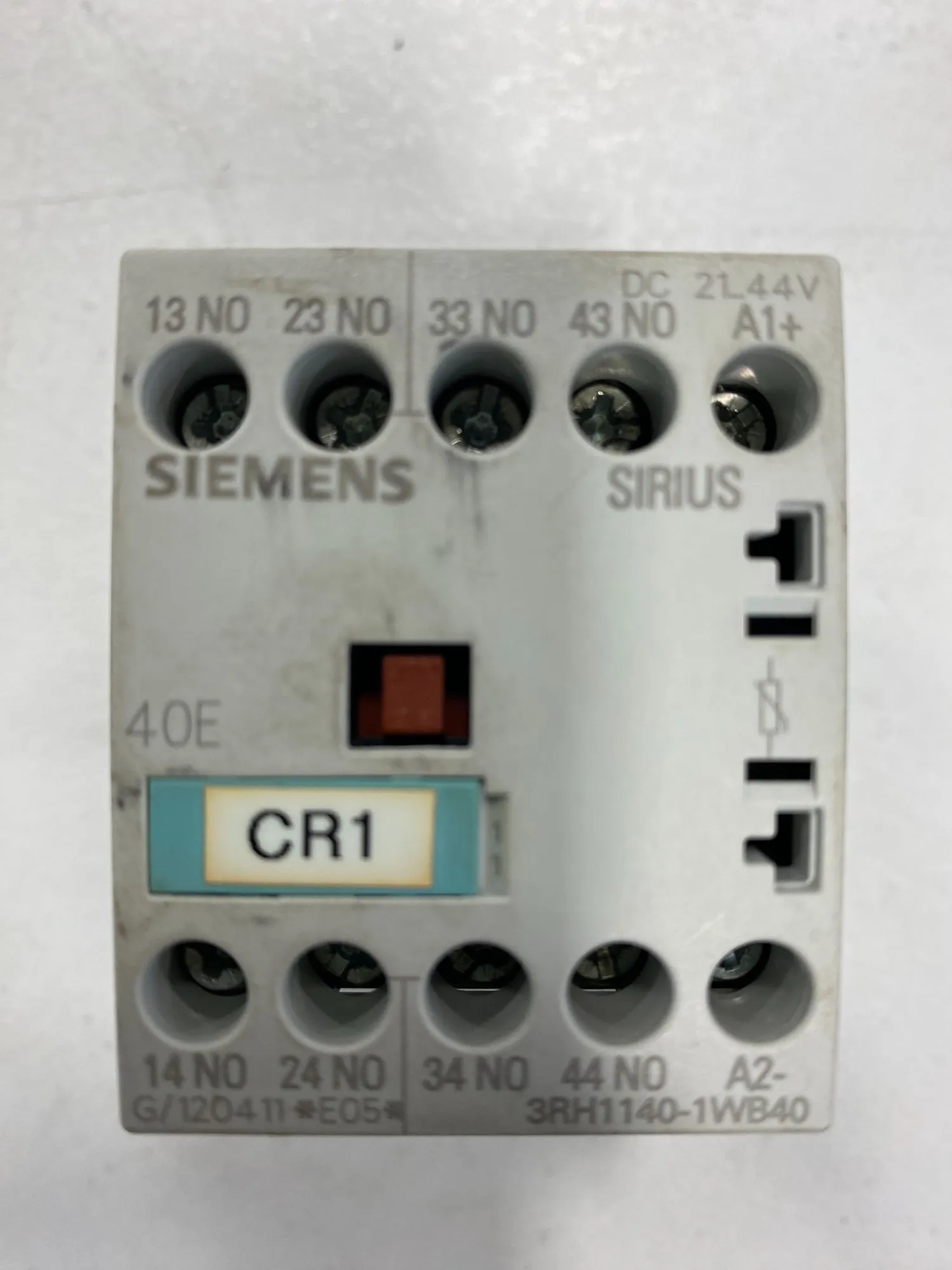 USED SIEMENS 3RH1140-1WB40