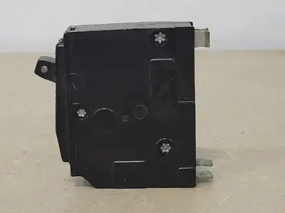 20 Amp, 1 Pole, 120/240 volts Circuit Breaker QO120