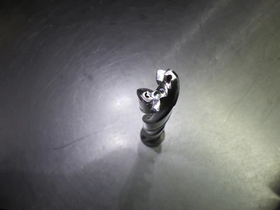 Iscar .827-.865" Coolant Thru Drill 1" Shank DCN 0827-661-100A-8D (LOC2899A)