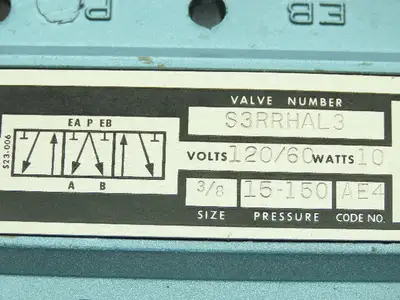 Skinner S3RRHAL3 Directional Control Valve 5-Way 3 Pos 120V Solenoid 3/8" NPT