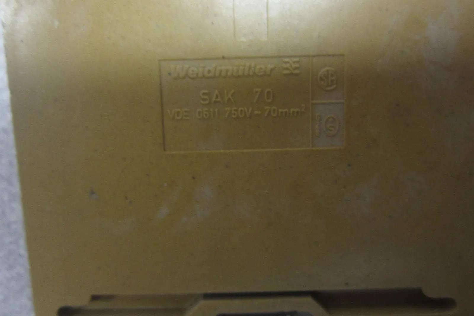11 WEIDMULLER SAK 701 TERMINAL BLOCK SAK70