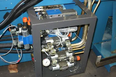2005 ARBURG 570 C 2000 800 /60 2005 HORIZONTAL INJECTION MOULDING MACHINES | INJECTION DEPOT GROUP (9)