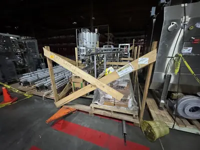 USED 2018 ALLIANCE INDUSTRIAL BOTTLE TRACK CONVEYOR SYSTEM