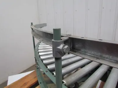 Hytrol 90 degreex15" Power corner slaved 1-3/8"dia rollers 6-1/2" frame