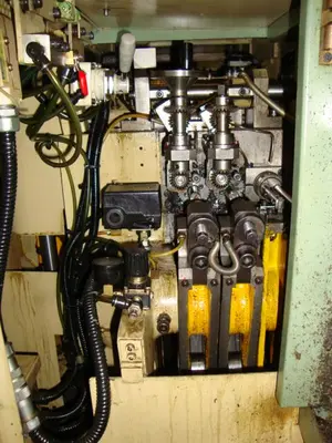 Used 2005 JERN YAO JBF-10B-2S Bolt Making Machines Ontario CA | Walden Machinery #1289949