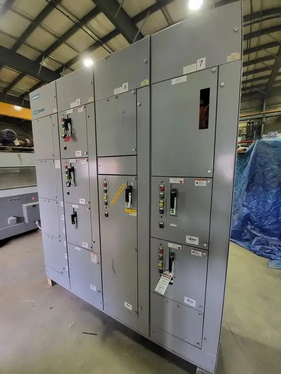 Used SIEMENS TIASTAR Switchgears British Columbia CA | Lenmark #254276