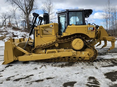 New | in-Stock 2023 CATERPILLAR D6 Crawler Dozers | Abele Tractor #1342947