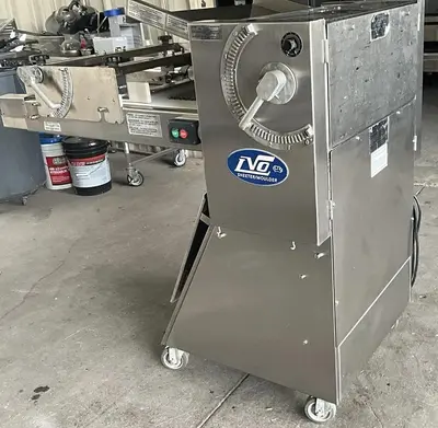 USED LVO SM24