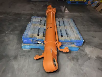 USED HITACHI YA00044323