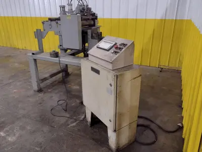 24"' WADDINGTON PRESS ROOM EQUIPMENT SERVO FEEDER: YOBRO #24884