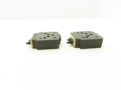 Yuken Kogyo TC2G-03-40 Hydraulic Throttle and Check Valve Module Lot of 2