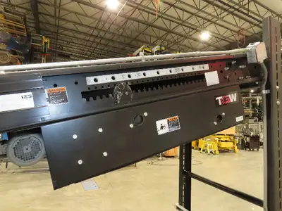 TGW CRUZ Incline Slider Bed 28" Belt Conveyor Variable Speed Drive 460V 17' 8"L