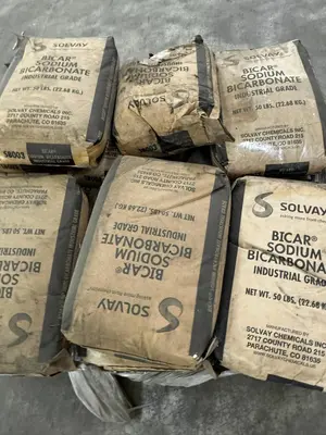 Used _UNKNOWN_ _UNKNOWN_ Chemicals, Fluids & Lubes North Carolina US | Myron Bowling Auctioneers Inc #1547609