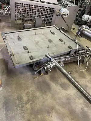 Whallon High Speed Bright Can Palletizer