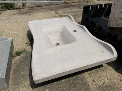 Used _UNKNOWN_ _UNKNOWN_ Sinks Michigan US | Miedema Asset Management Group #1313397