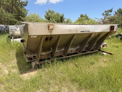Used MONROE 14' SALT / SAND SPREADER Dry Spreaders Michigan US | Miedema Asset Management Group #1282468