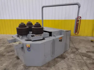 5" X 5" X 1/2" ROUNDO MODEL #R-5-S HYDRAULIC ANGLE ROLL: STOCK #23480