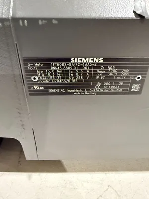 NEW SIEMENS 1FT6082-8AF72-1AA5-Z
