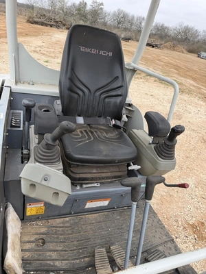 USED 2022 TAKEUCHI TB 235-2