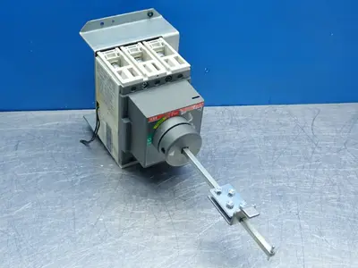 USED ABB TMAXT2H100