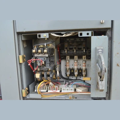 Allen Bradley 10 Bank Center Line 2100 Series MCC Panel