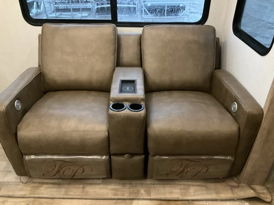 Used 2022 KEYSTONE ARCADIA Campers, Caravans, Motorhomes Michigan US | Miedema Asset Management Group #1325680