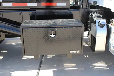 New | in-Stock 2027 PETERBILT 548 Rolloff Trucks Texas US | Roll Off Truck World #1492012