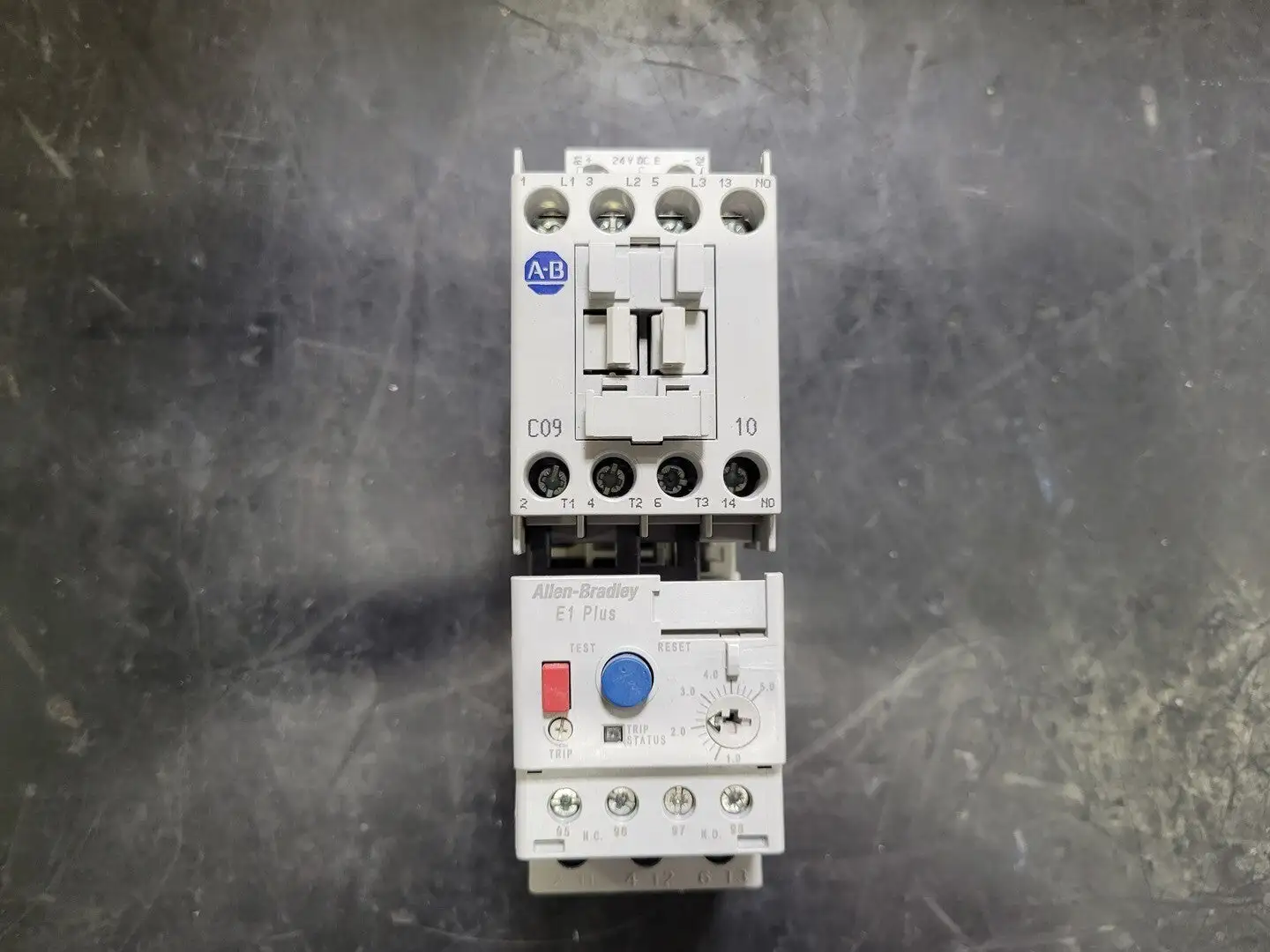 Used ALLEN-BRADLEY 100-C09EJ10 Switchgears British Columbia CA | Lenmark #242167